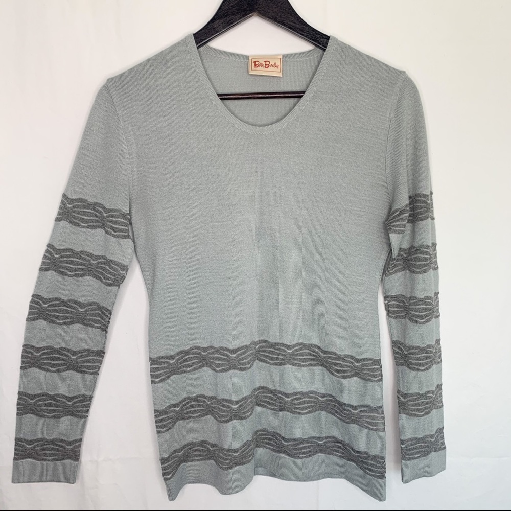 🦩2/$25 Vintage / Betty Barclay / Mesh detail Top
